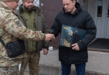 Мер Кам’янського передав воїнам 3 ОШБр партію грілок