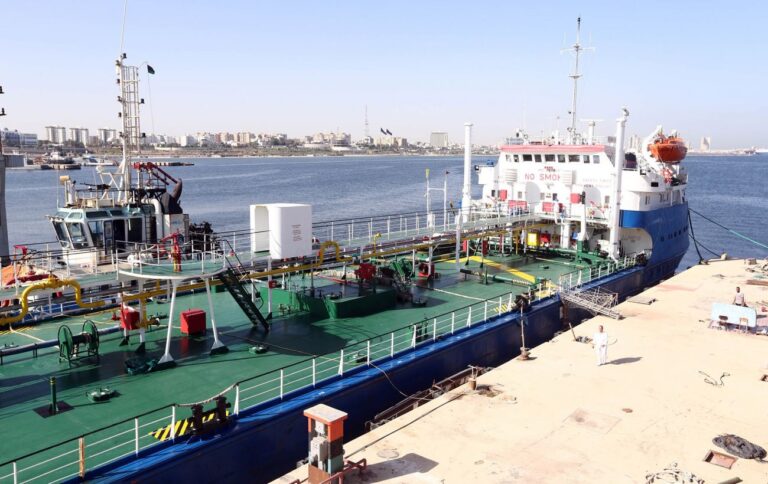 Понад 50 суден російського “тіньового флоту” належать дубайським компаніям, – Yle