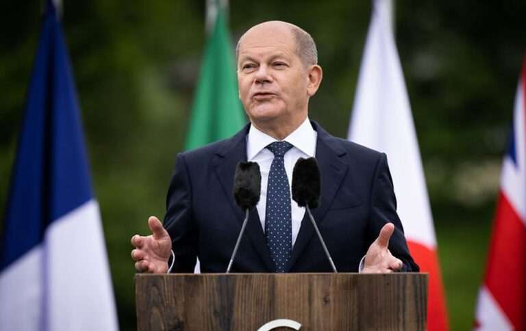 Шольц розкритикував наміри Трампа переселити палестинців з Сектора Газа