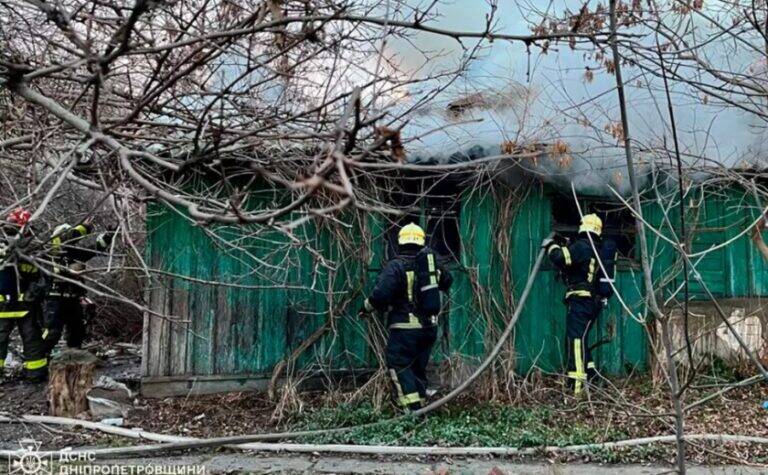 Павлоградські вогнеборці ліквідували загорання житлового будинку