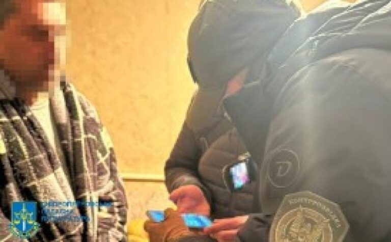 У Дніпрі викрили інформатора фсб рф, який передавав ворогу дані про ЗСУ