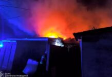 У Дніпрі вогнеборці ліквідували пожежу у житловому будинку