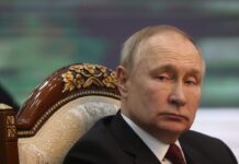 Путін через 25 днів відреагував на розлив мазуту в Чорному морі: у МЗС висловилися