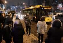 КМВА ініціює перегляд рішення про зупинку транспорту під час тривог