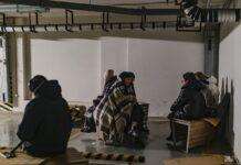 Росія масово обстрілює Україну ракетами: де лунають вибухи, що відомо