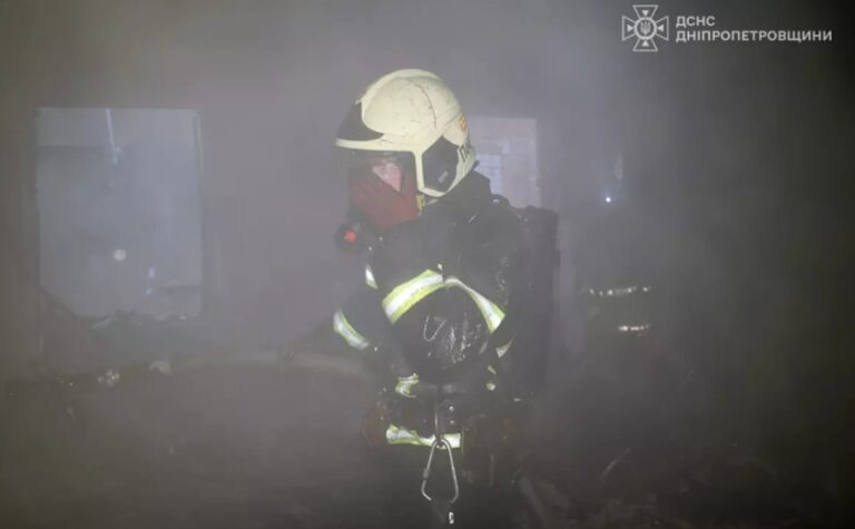 Під час пожежі у Шевченківському районі м. Дніпро отримав травми власник квартири