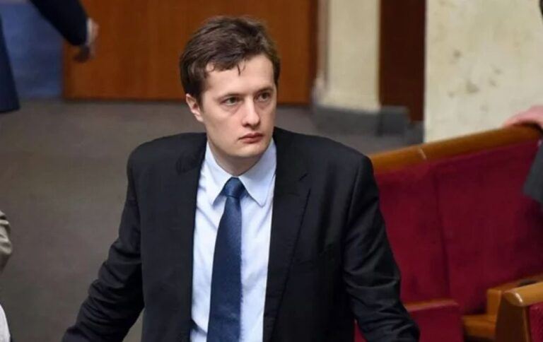 Сина Порошенка за ігнорування повісток до ТЦК оштрафували на 25 тисяч гривень, – документ