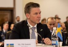 Швеція оголосила про найбільший пакет військової допомоги Україні