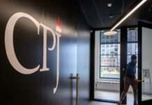 Комітет захисту журналістів закликає Угорщину зняти звинувачення із медійників, які хотіли поставити запитання Орбану