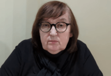 «Замовника знає весь світ» – мати Навального в першу річницю загибелі політика