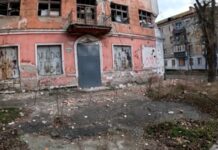 Влада: армія РФ обстріляла Херсон із артилерії, зазнав поранень чоловік