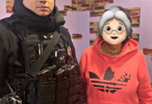 Не могла згадати та адресу: патрульні Запоріжжя допомогли літній жінці дістатися дому