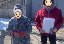 Переплутала колишнє місце мешкання з теперішнім: патрульні Запоріжжя допомогли дезорієнтованій жінці дістатися дому