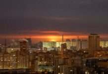 Повітряні сили: триває атака російських дронів на Україну