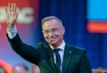 «Єдиний спосіб закінчити війну – домовлятися»: Дуда розповів про розмову з Трампом