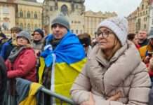 У Празі та Брюсселі відбулись багатотисячні мітинги на підтримку України (фото)