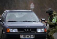 Людей із подвійним громадянством більше не пускають до Білорусі за іноземними документами – ЗМІ