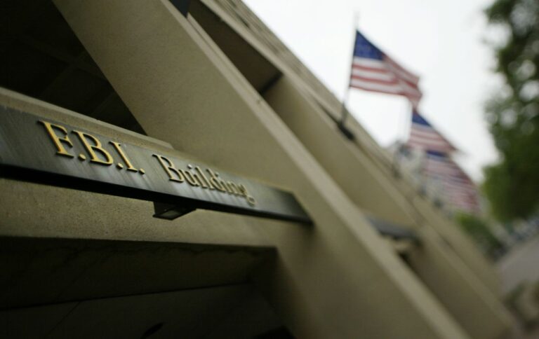 ФБР після указу Трампа знайшло тисячі секретних записів про вбивство Кеннеді, – Axios