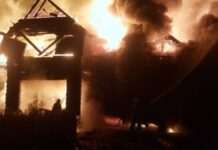 Влада Київщини: через атаку російського дрона загорівся будинок, є постраждала