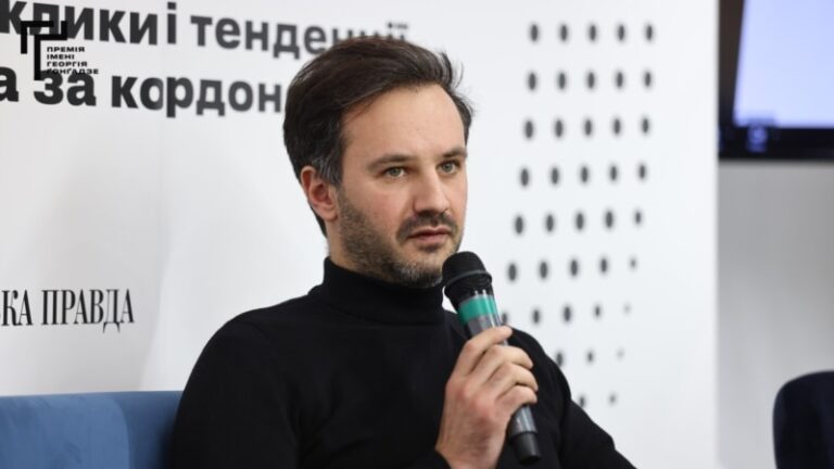 «Відстежується кожна одиниця техніки»: МЗС відреагувало на заяви Карлсона