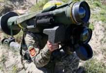 Українські бійці ракетою з ПТРК Javelin знищили російський танк Т-90 (відео)