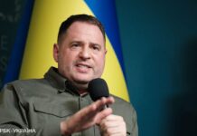 “Такий момент ще не настав”. У Зеленського пояснили умови для зустрічі з Путіним