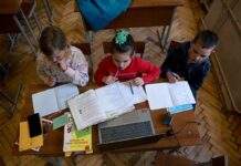 Карантин на Закарпатті. Третину шкіл перевели на онлайн навчання