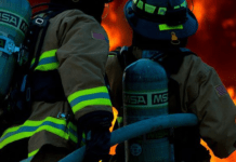 У Кривому Розі пожежники врятували 17-річну дівчину