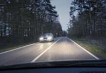 Автомобілі отруюють повітря не тільки вихлопами: дослідження