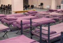 У Камʼянському на території 7-ї лікарні після ремонту відкрили бомбосховище