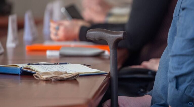 У Кам’янському прийняли Програму створення безбар’єрного простору на п’ять років