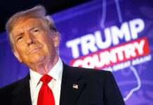 Трамп зателефонує Зеленському після розмови з Путіним