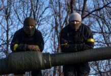 Бійці Нацгвардії взяли у полон шістьох росіян на Покровському напрямку (відео)