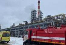 Дрони атакували нафтопереробні станції у двох регіонах РФ