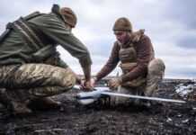 Дрони ГУР атакували нафтопереробний комплекс в Росії, – джерела