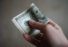 Долар дорожчає: НБУ знову підвищив курс