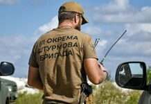 Бійці Третьої штурмової взяли росіянина в полон за допомогою шоколадки (відео)