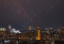 Російські дрони атакують Україну, в Києві працювала ППО
