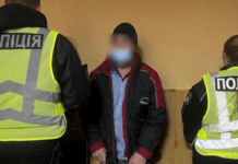 Намагався зарізати рідного брата поки той спав: правоохоронці Дніпра затримали 50-річного зловмисника