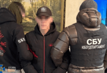 Четверо юнаків палили військові авто на Дніпропетровщині: деталі