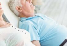 Як змінюється сон з роками: чому літнім людям потрібно спати менше