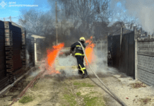 Рятувальники Дніпра ліквідували займання автомобіля в Новокодацькому районі міста