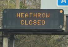 Лондонський аеропорт «Гітроу» закрили через пожежу на електропідстанції
