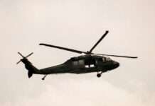 Чеські волонтери зібрали кошти на гелікоптер Black Hawk для української армії