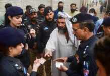 Власники «афганської картки» і «нелегальні іноземці» мають залишити Пакистан до 31 березня – МВС