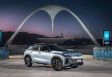 Volkswagen розпочав випуск доступного кросовера на базі Polo