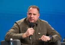 Делегація України прибула на переговори з американцями в Саудівській Аравії