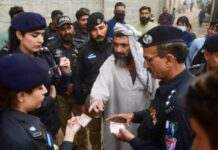 Сотні тисяч афганців у Пакистані готуються до депортації