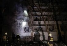 У Харкові «Шахед» влучив у багатоповерхівку, є поранені – влада