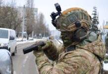 Працював на оборонному заводі та зливав дані про ЗСУ: СБУ затримала шпигуна РФ